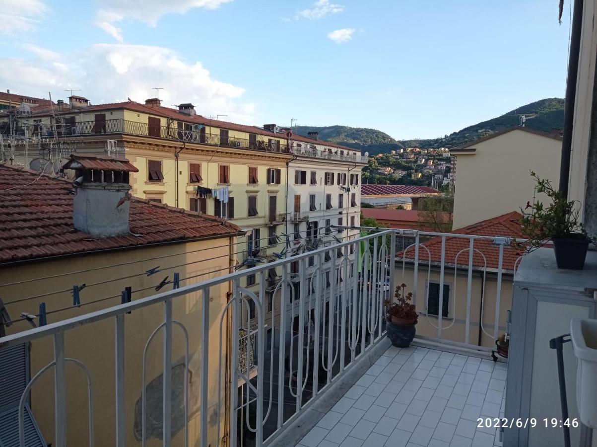 Ferienwohnung Down Town Emily La Spezia Exterior foto